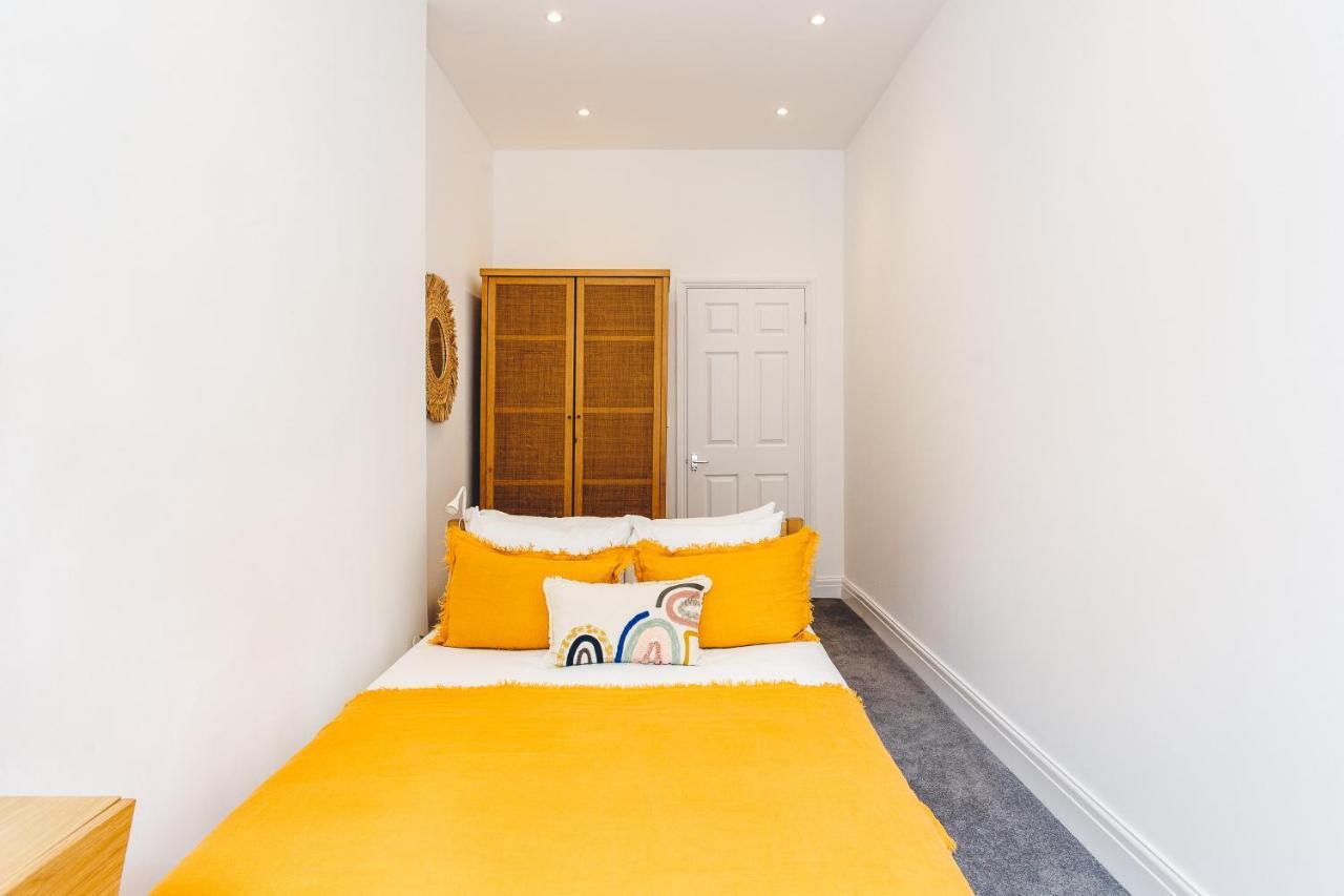 2 Bedroom Apartment Right On Trafalgar Square Londra Dış mekan fotoğraf